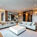 Villa Hillmax *
