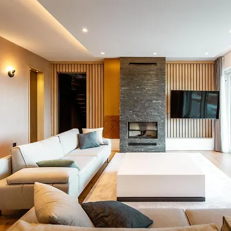 Villa Hillmax