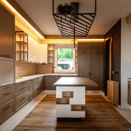 Hillmax Villa