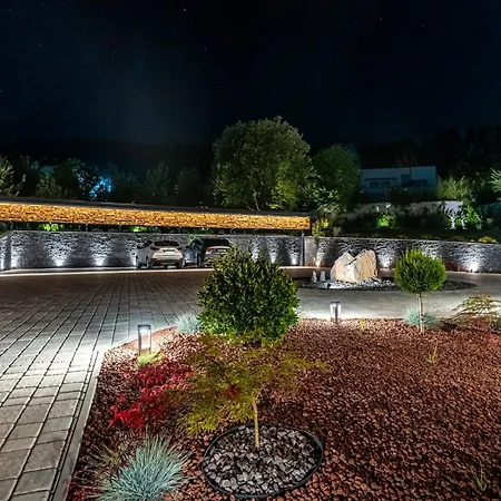 Hillmax Villa